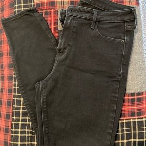 Old Navy Rockstar Super Skinny High Rise jeans